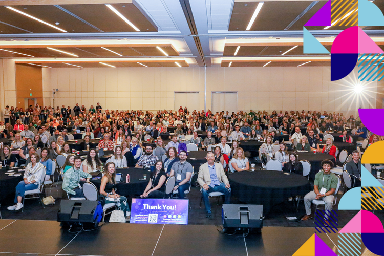 A packed Digital Summit conference session